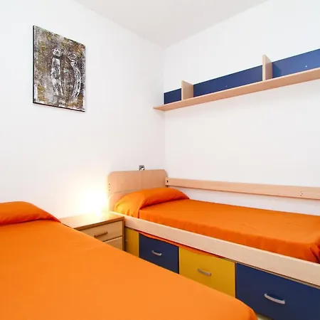 S Tramuntana Planet Costa Dorada Apartment *
